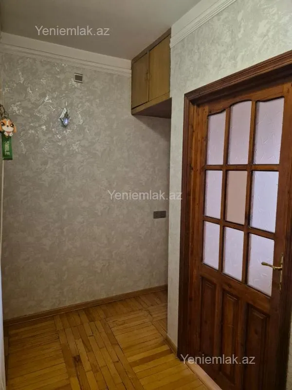 Satılır 2 otaqlı köhnə tikili 49 m²