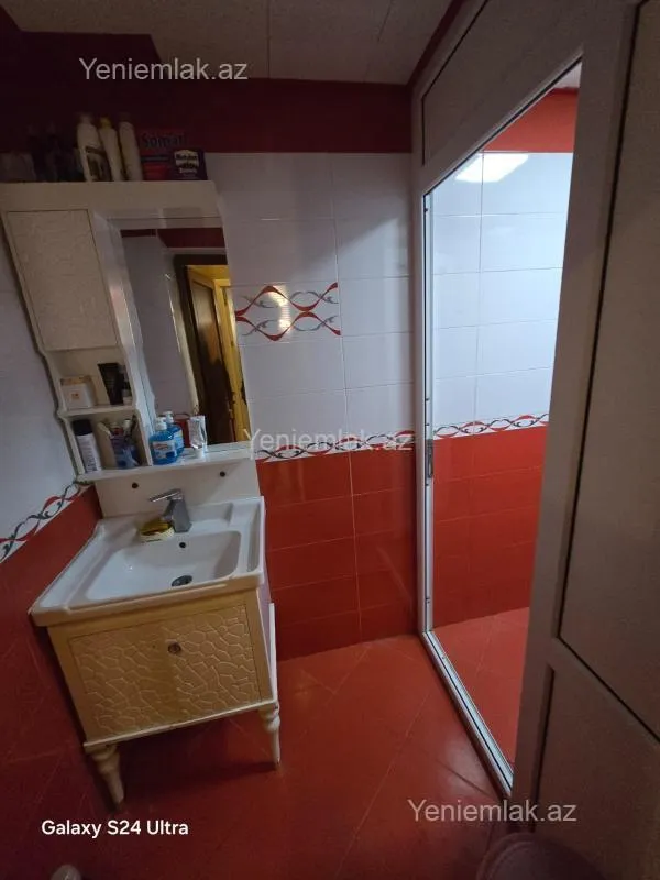 Satılır 3 otaqlı yeni tikili 80 m²