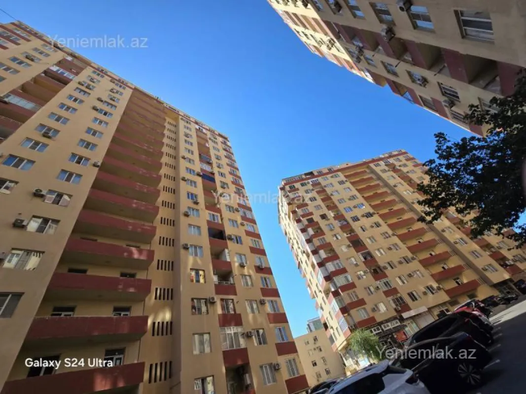 Satılır 3 otaqlı yeni tikili 80 m²