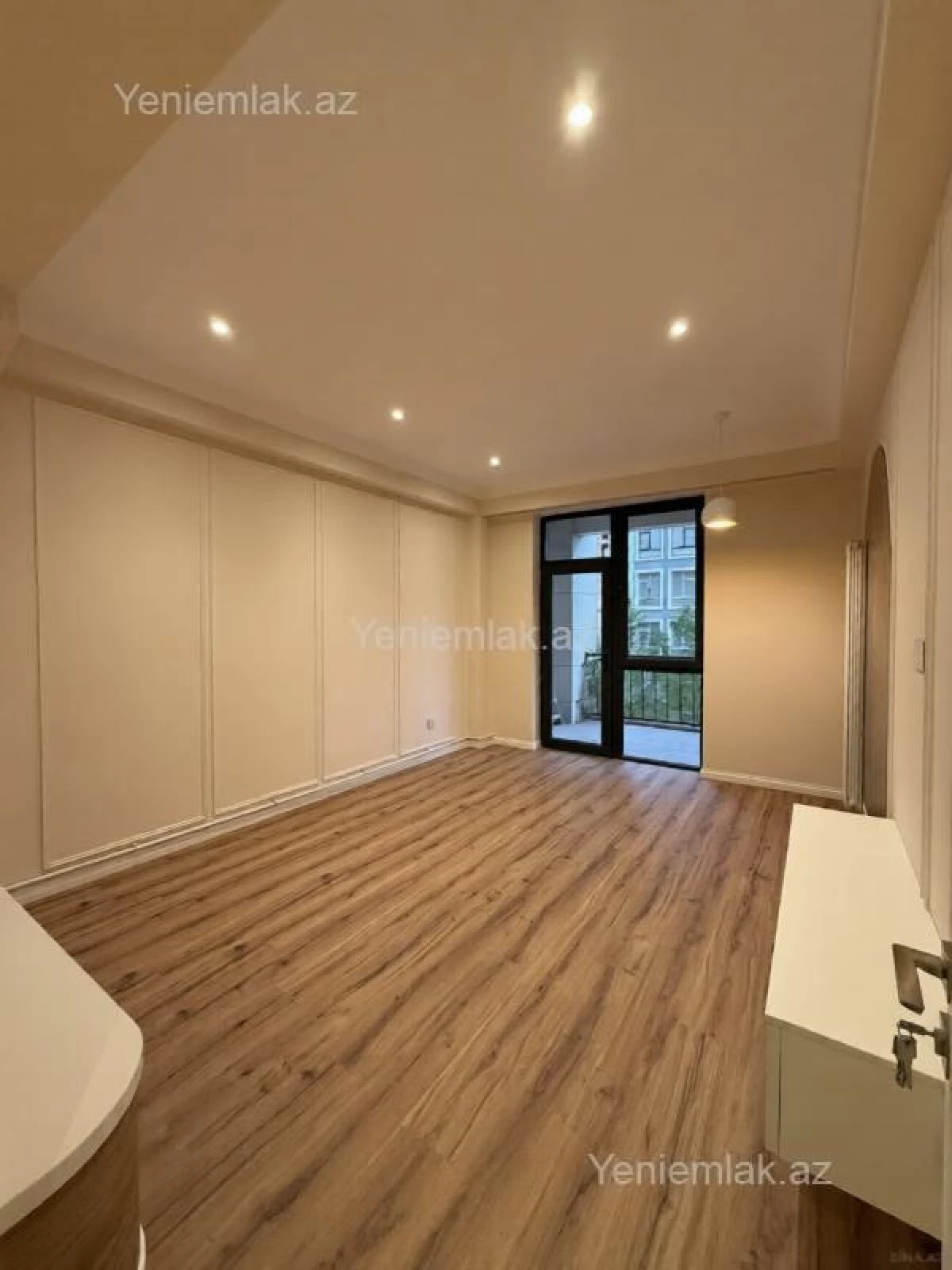 Satılır 2 otaqlı yeni tikili 66 m²