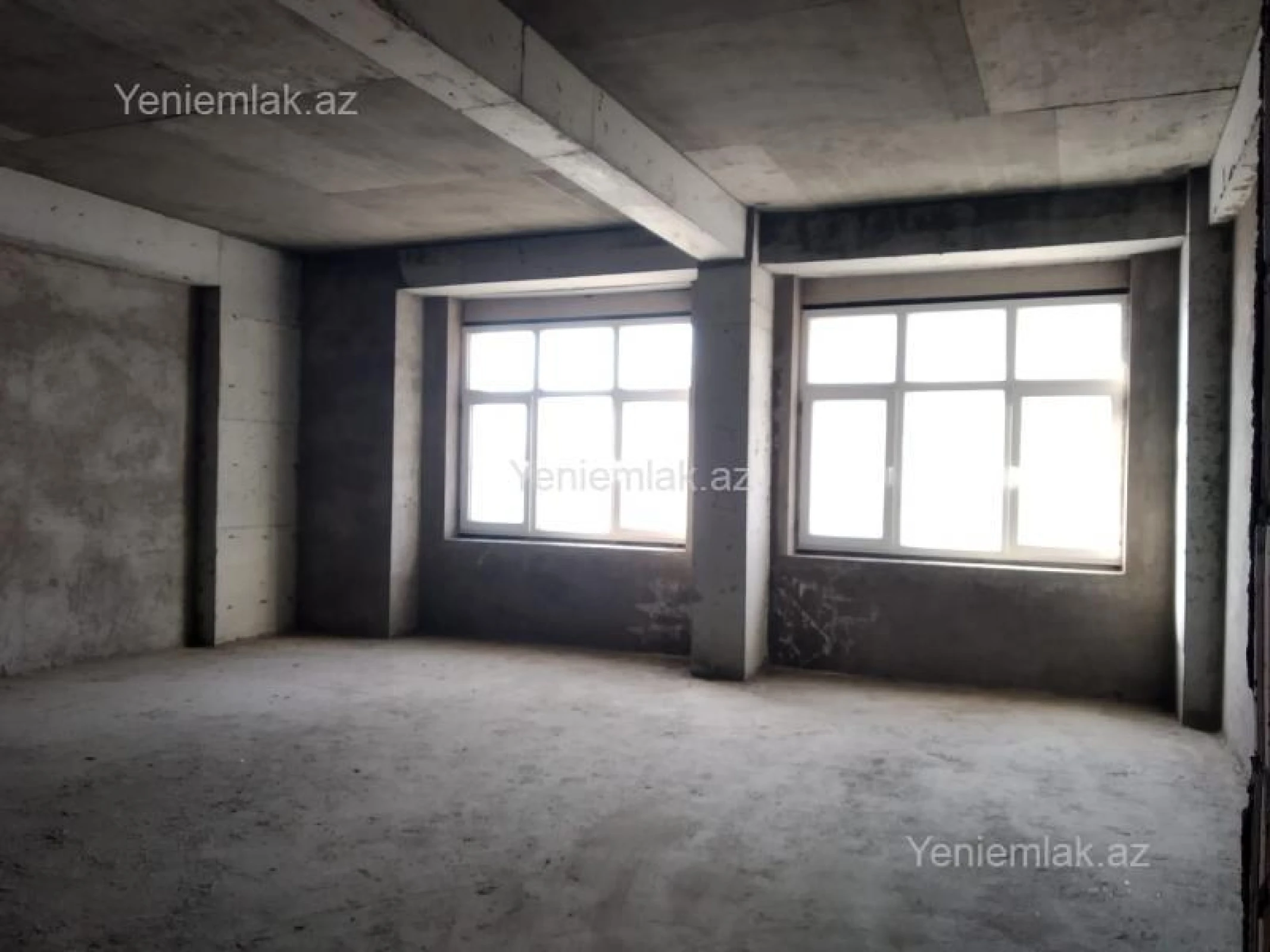 Satılır 3 otaqlı yeni tikili 145 m²