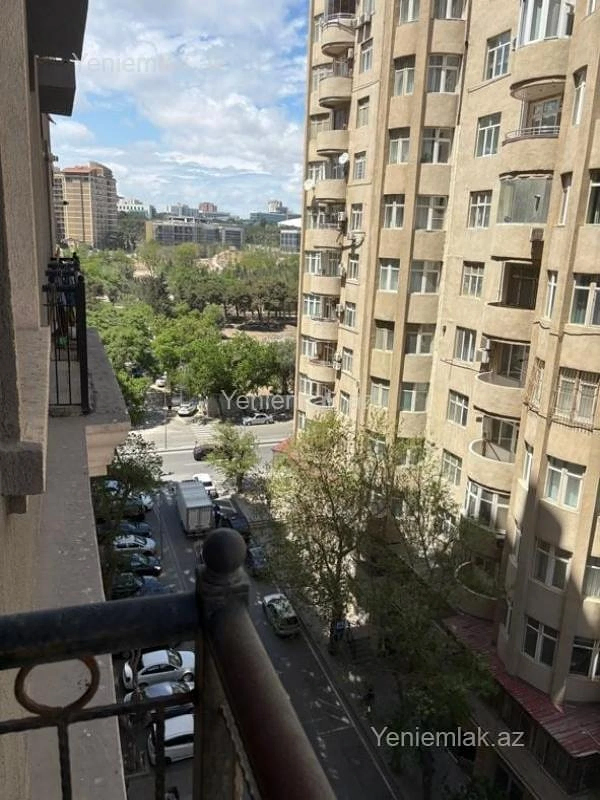 Satılır 3 otaqlı yeni tikili 147 m²