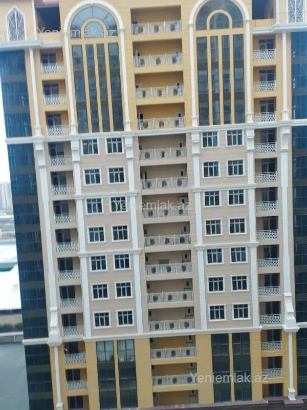 Satılır 3 otaqlı yeni tikili 113 m²