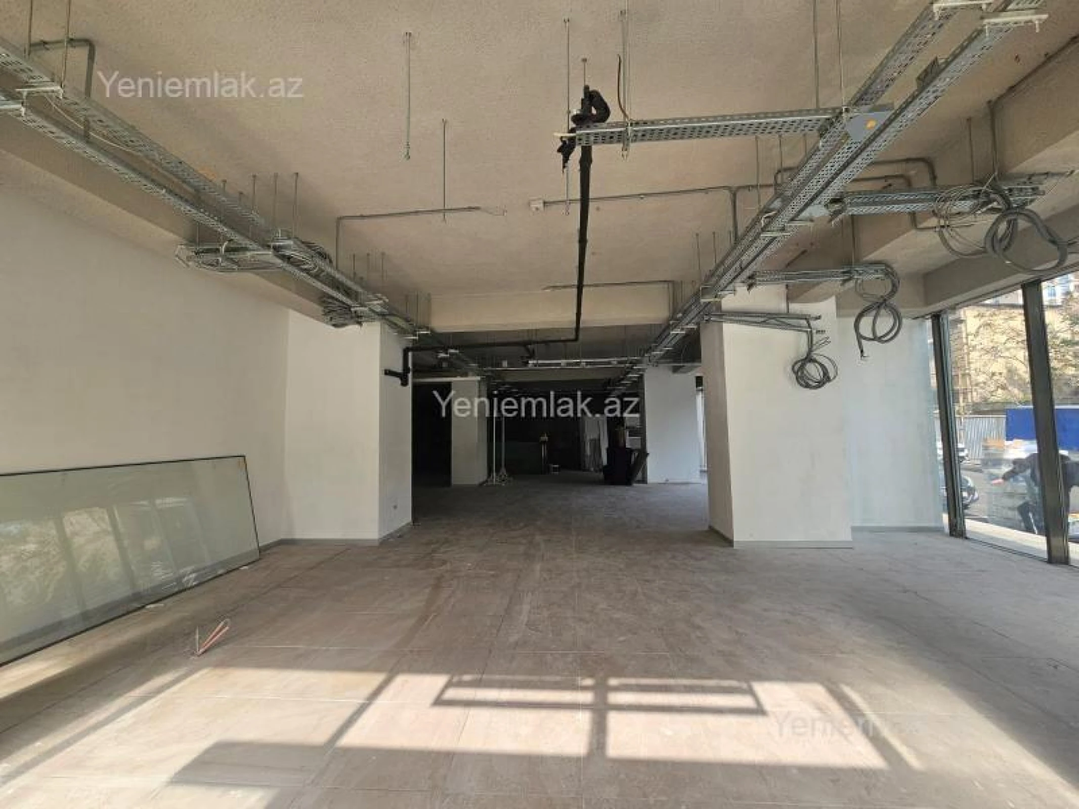 Satılır 1 otaqlı obyekt 90 m²