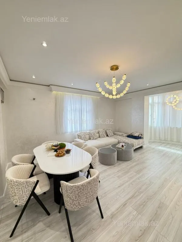 Satılır 3 otaqlı yeni tikili 116 m²