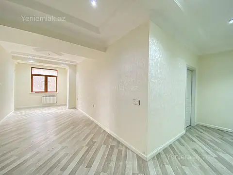 Satılır 3 otaqlı yeni tikili 130 m²