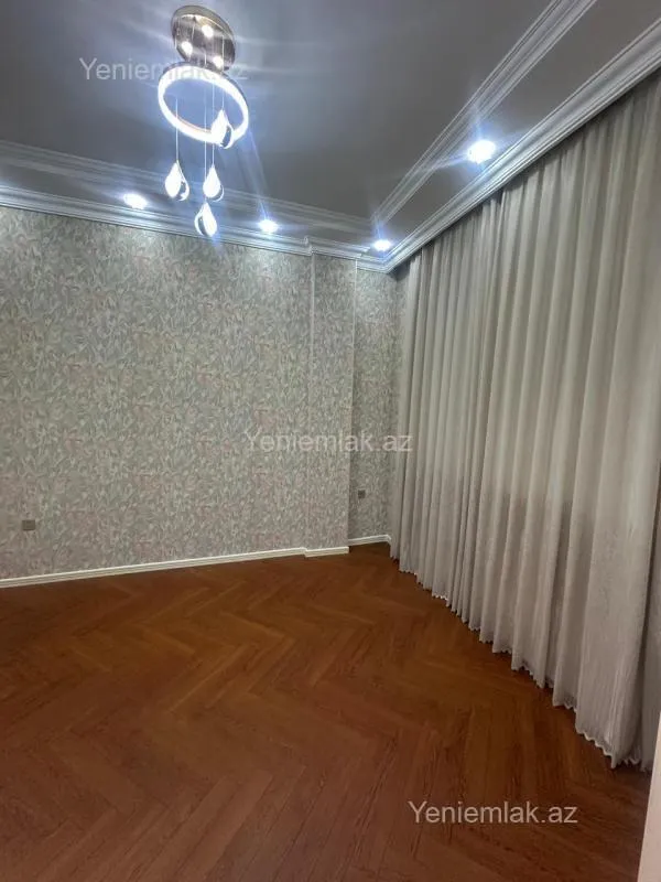 Satılır 3 otaqlı yeni tikili 120 m²