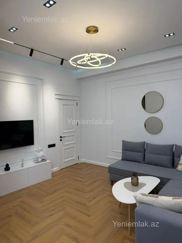 Satılır 3 otaqlı yeni tikili 85 m²