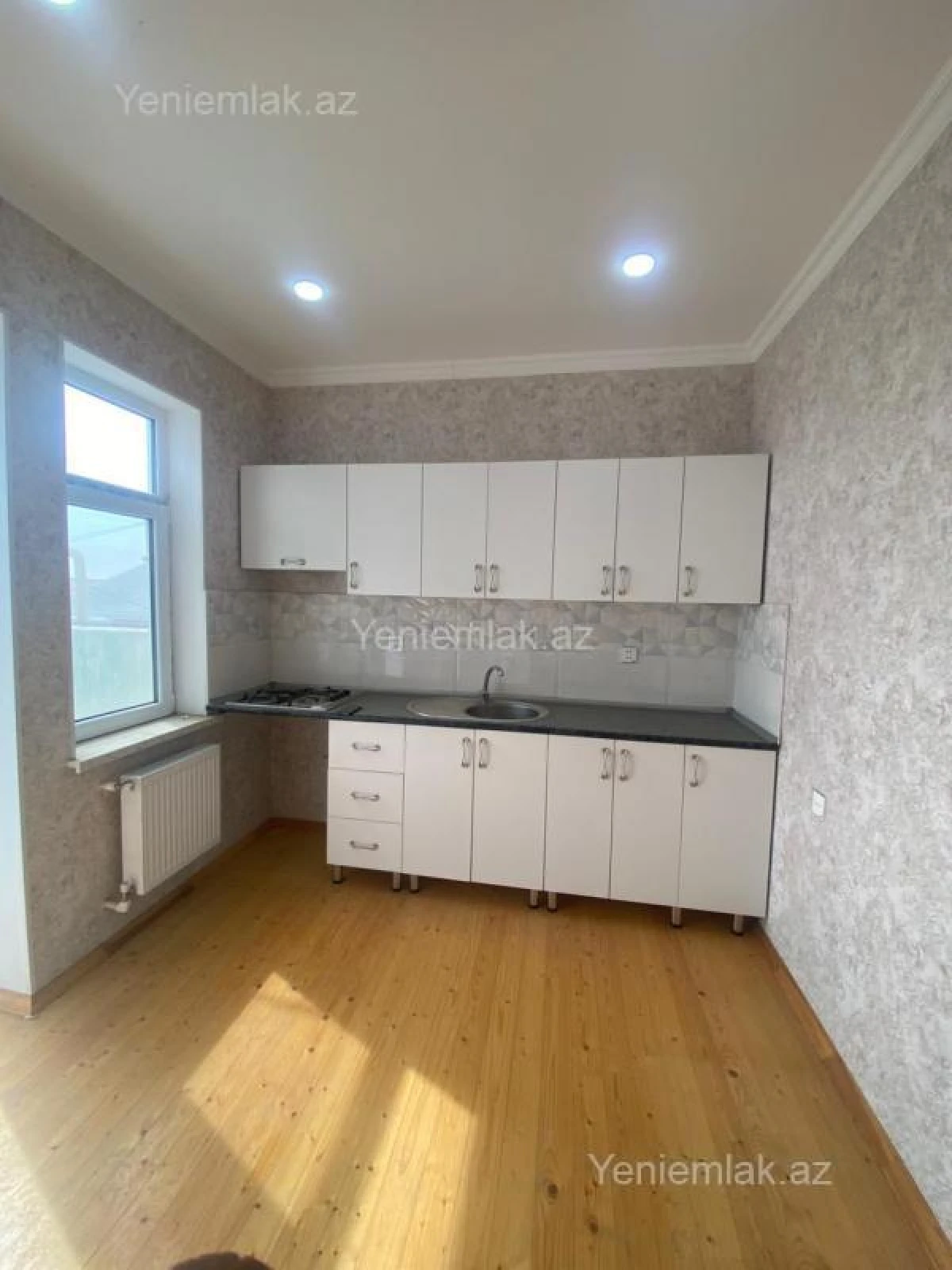 Satılır 3 otaqlı həyət evi 75 m²