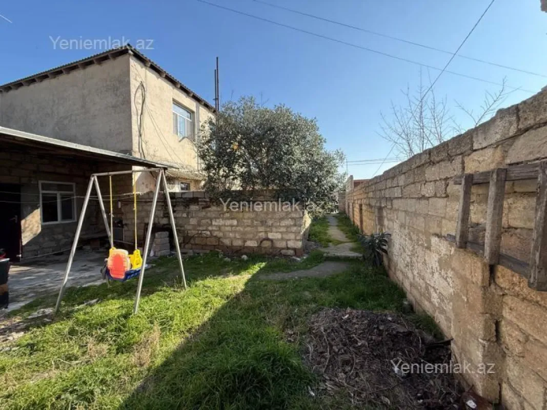Satılır 3 otaqlı həyət evi 100 m²
