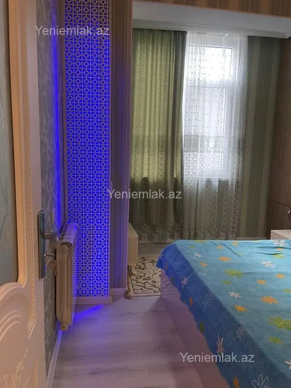 Satılır 2 otaqlı köhnə tikili 55 m²