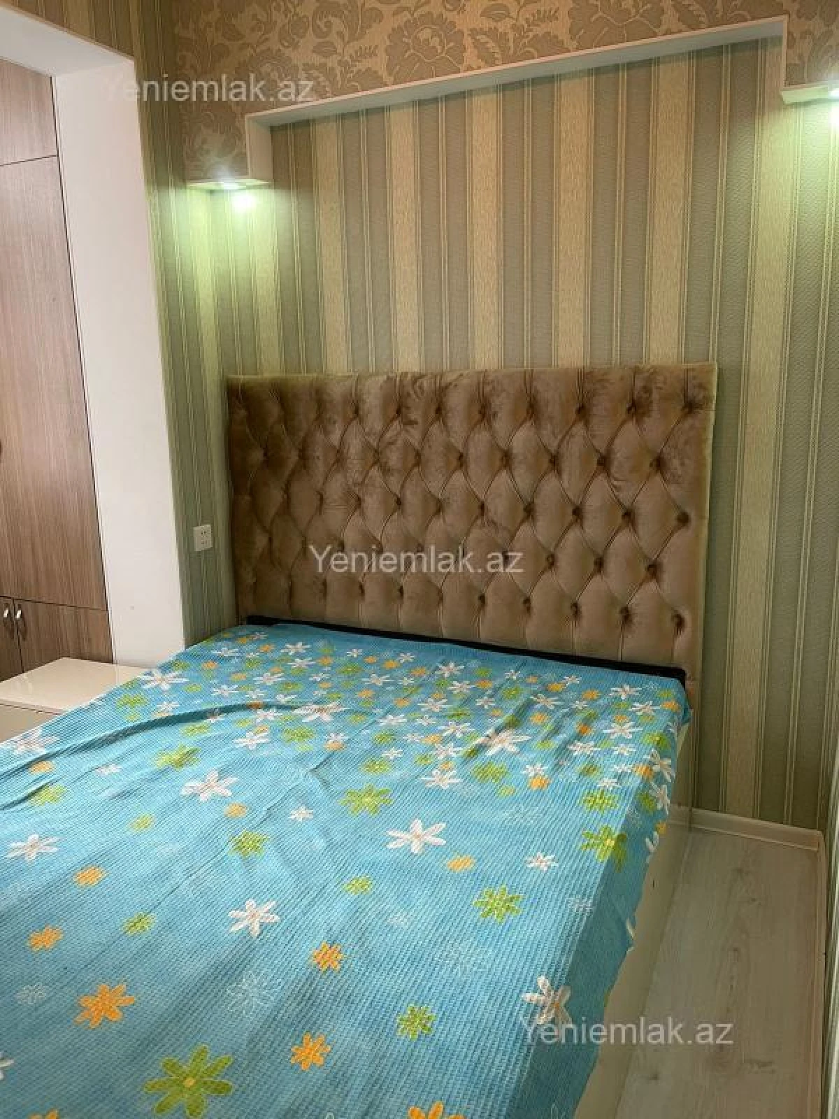 Satılır 2 otaqlı köhnə tikili 55 m²