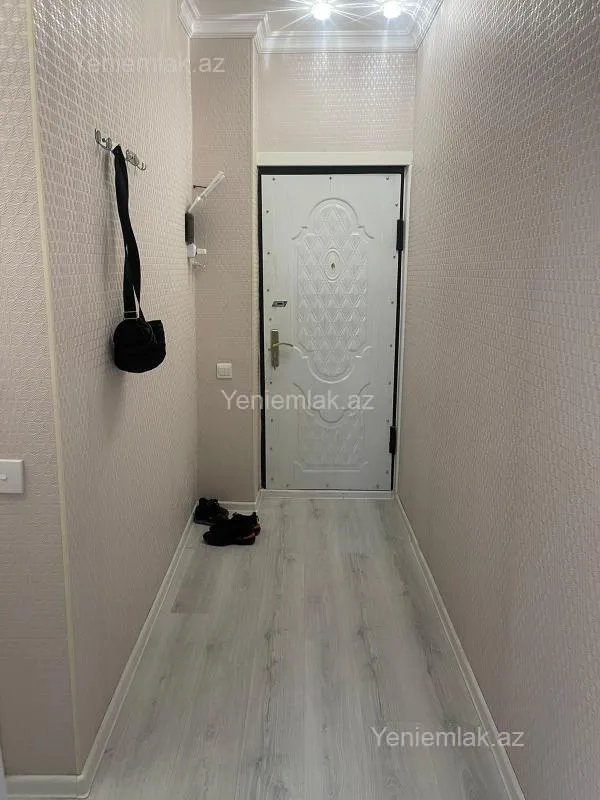 Satılır 2 otaqlı köhnə tikili 55 m²
