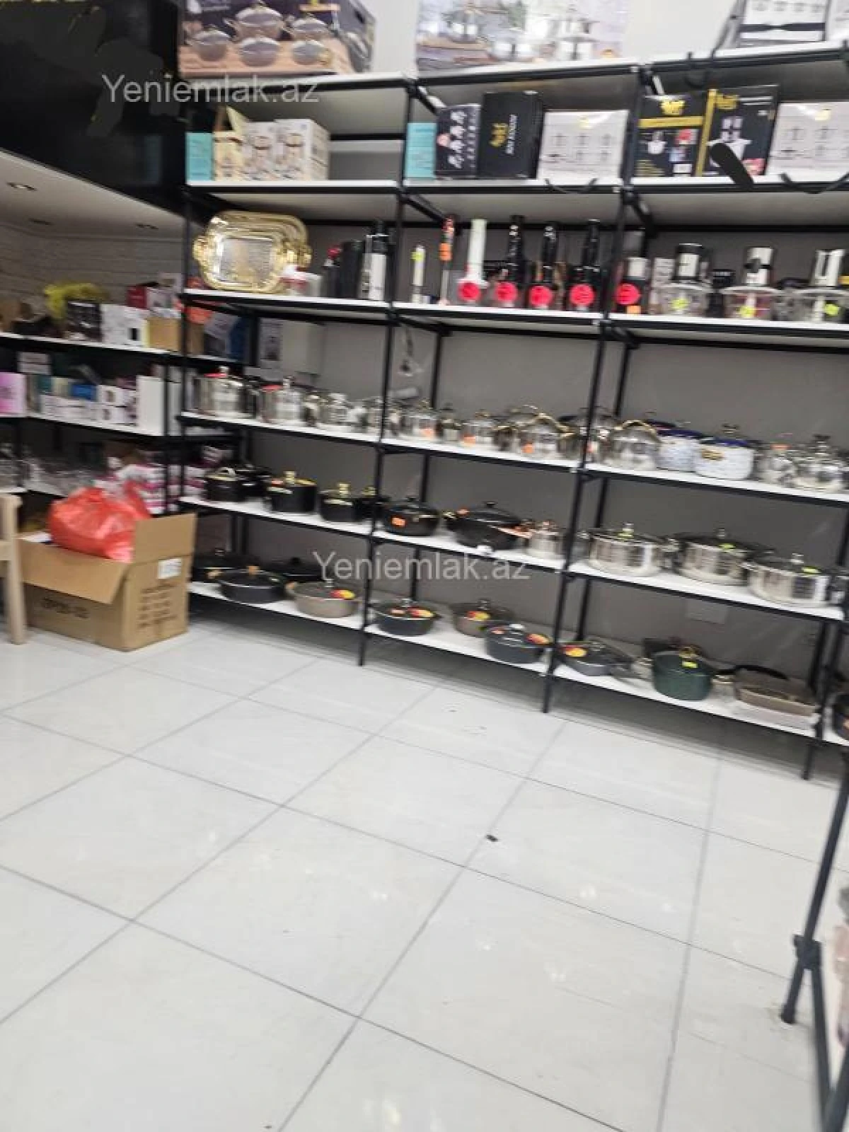 Satılır 2 otaqlı obyekt 180 m²