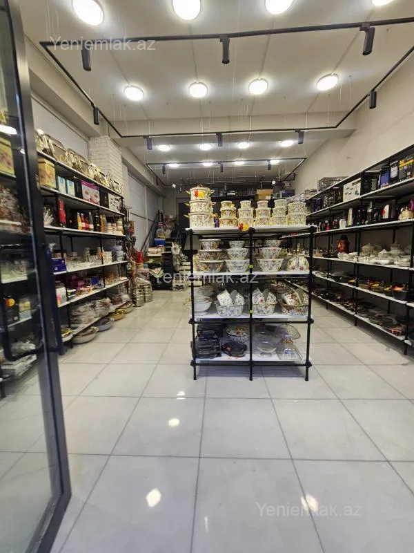 Satılır 2 otaqlı obyekt 180 m²