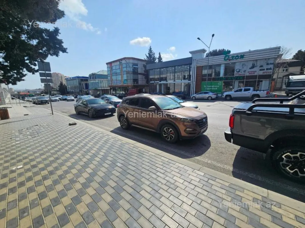 Satılır 2 otaqlı obyekt 180 m²