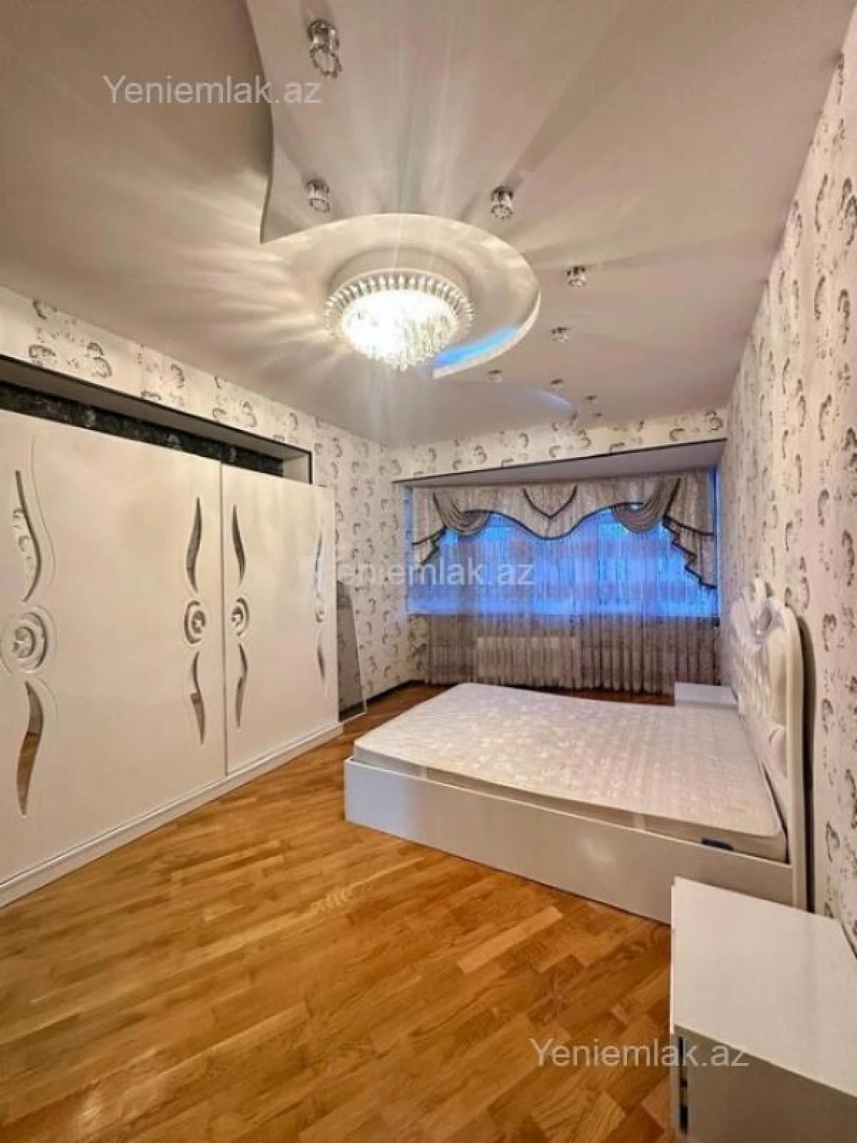 Satılır 3 otaqlı yeni tikili 110 m²