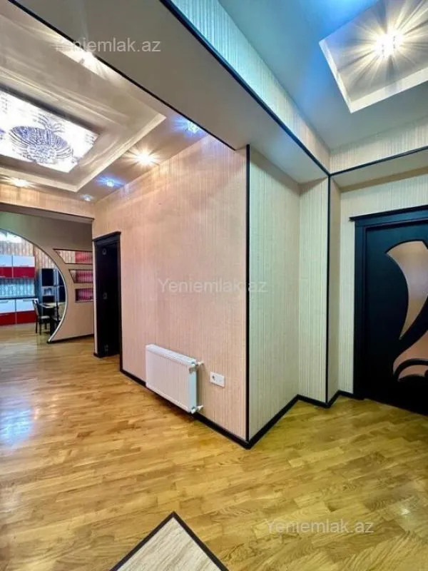 Satılır 3 otaqlı yeni tikili 110 m²