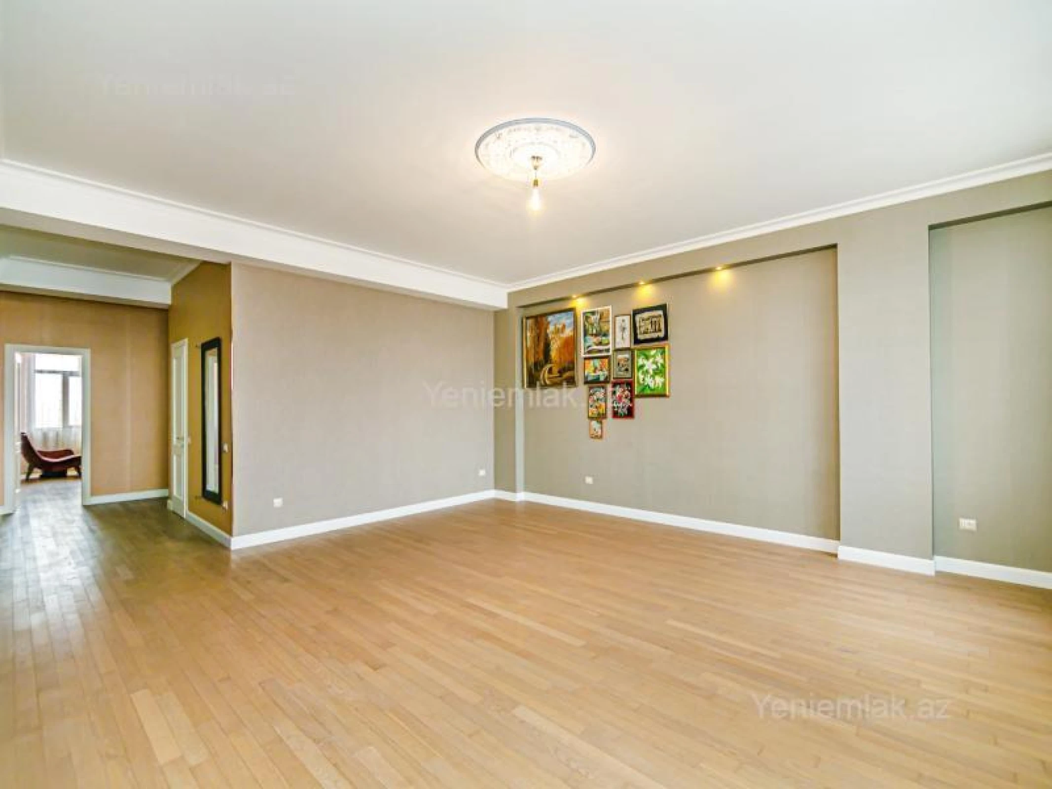 Satılır 3 otaqlı yeni tikili 153 m²