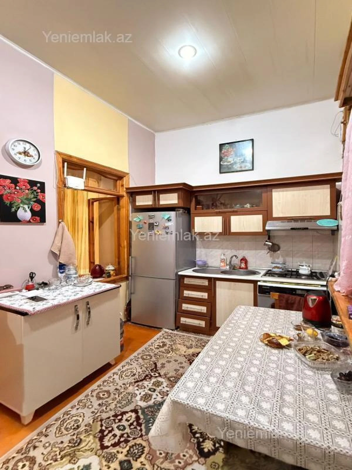 Satılır 2 otaqlı köhnə tikili 52 m²