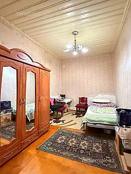 Satılır 2 otaqlı köhnə tikili 52 m²