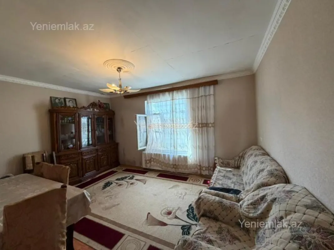 Satılır 3 otaqlı həyət evi 100 m²