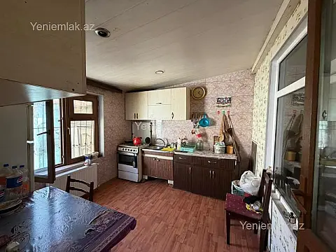 Satılır 3 otaqlı həyət evi 100 m²