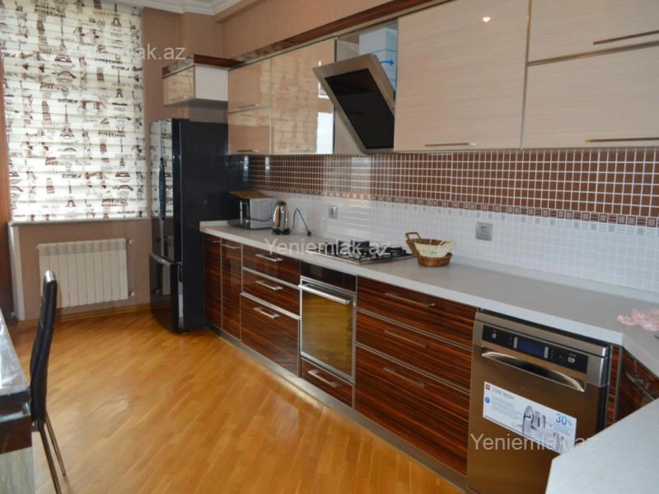 Satılır 3 otaqlı yeni tikili 142 m²