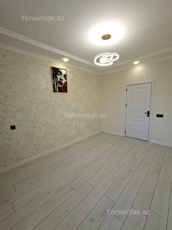 Satılır 2 otaqlı köhnə tikili 65 m²
