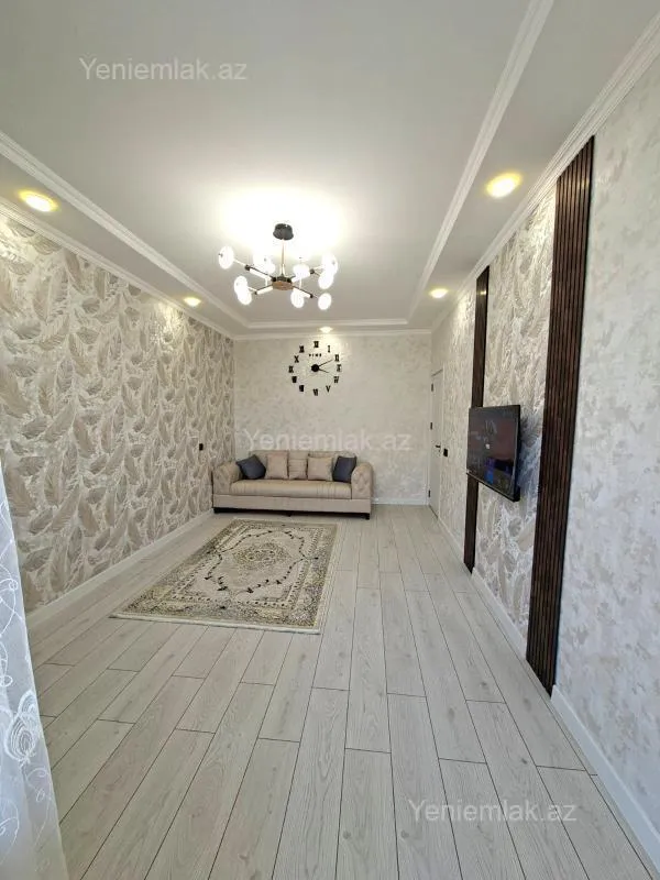 Satılır 2 otaqlı köhnə tikili 65 m²