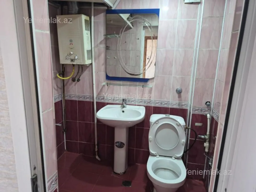 Satılır 1 otaqlı köhnə tikili 35 m²