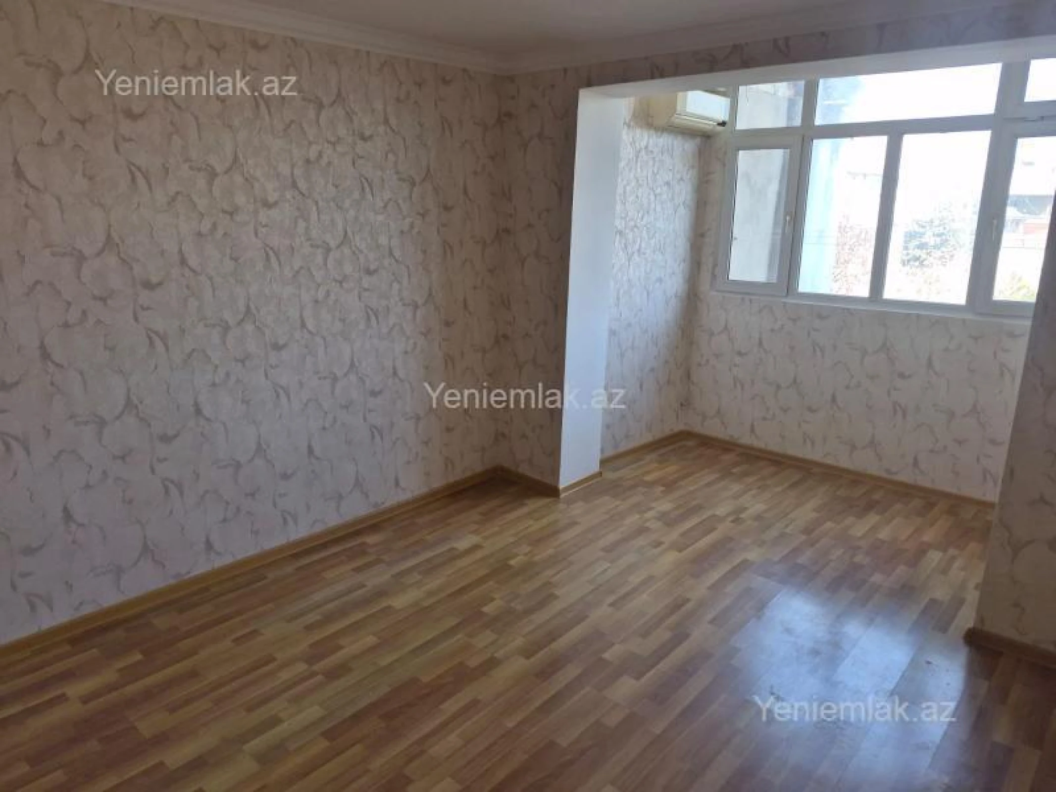 Satılır 1 otaqlı köhnə tikili 35 m²