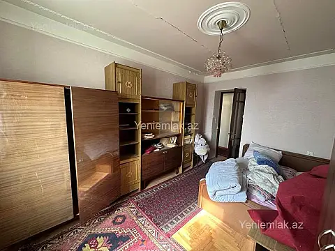 Satılır 3 otaqlı köhnə tikili 85 m²
