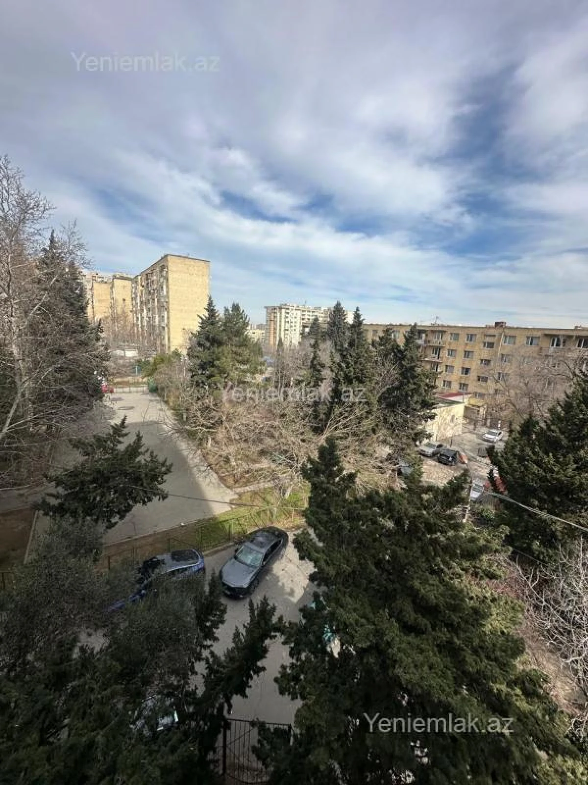 Satılır 3 otaqlı köhnə tikili 85 m²