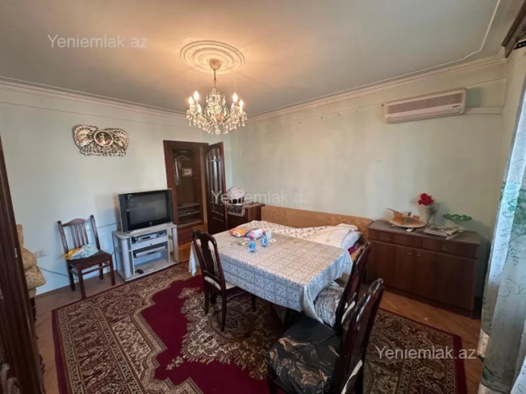 Satılır 3 otaqlı köhnə tikili 85 m²