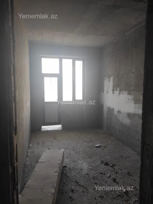 Satılır 2 otaqlı yeni tikili 60 m²