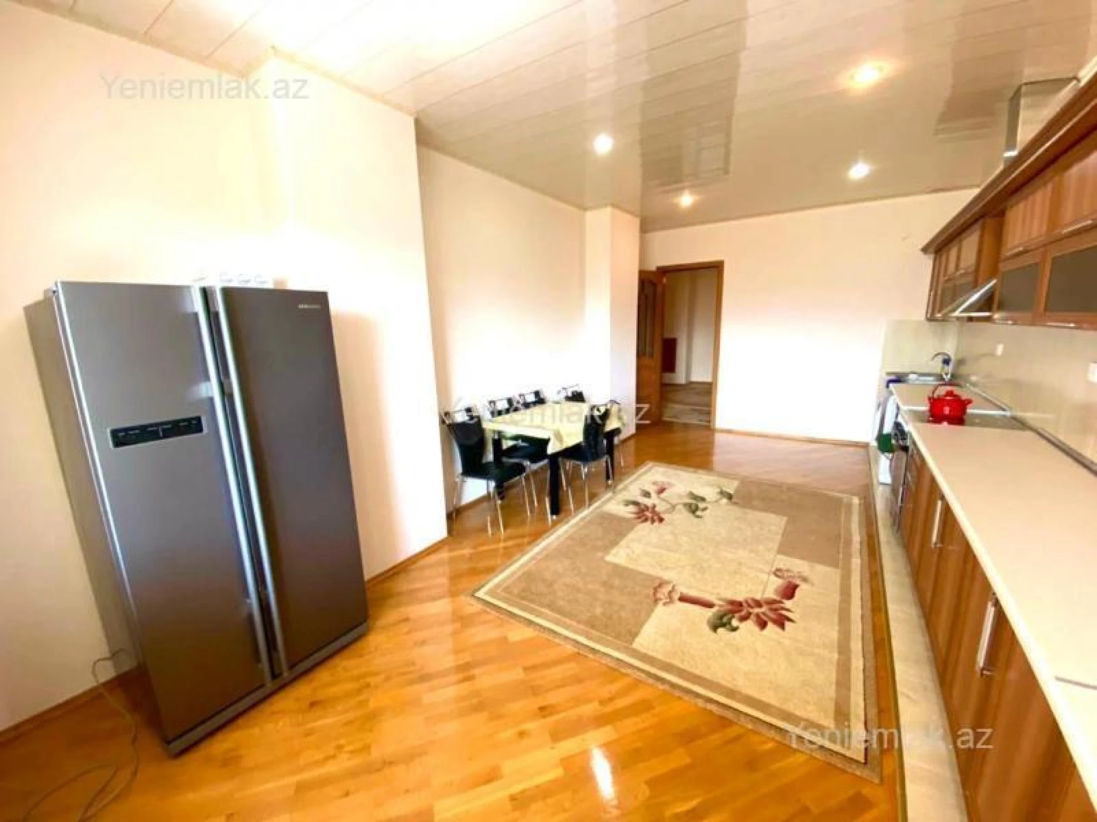 Satılır 3 otaqlı yeni tikili 185 m²