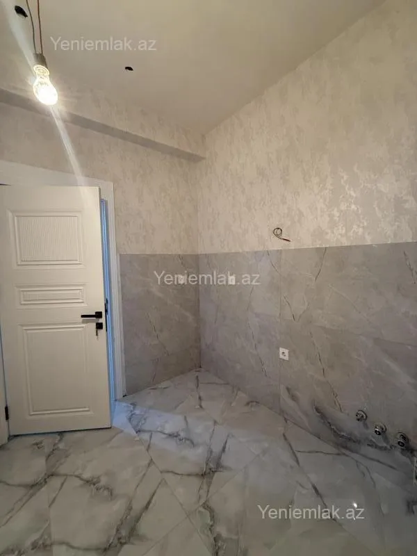 Satılır 3 otaqlı yeni tikili 74 m²