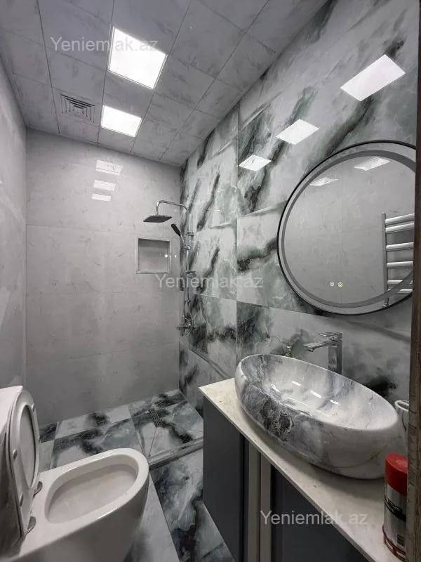 Satılır 3 otaqlı yeni tikili 74 m²