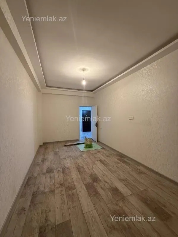 Satılır 3 otaqlı yeni tikili 74 m²