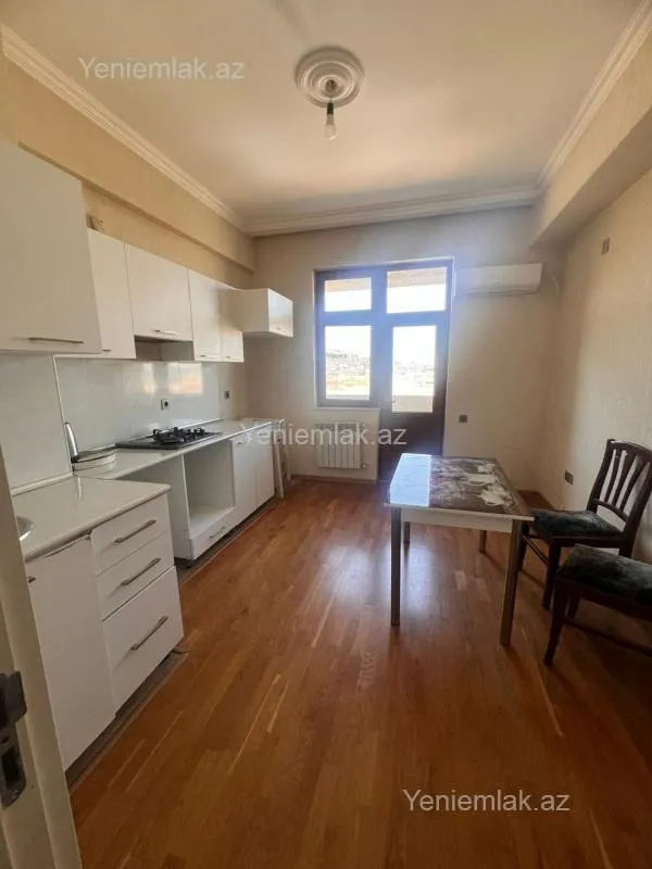 Satılır 2 otaqlı yeni tikili 74 m²