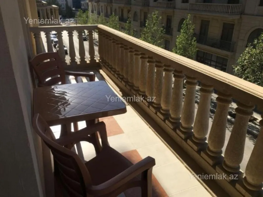 Satılır 2 otaqlı yeni tikili 56 m²