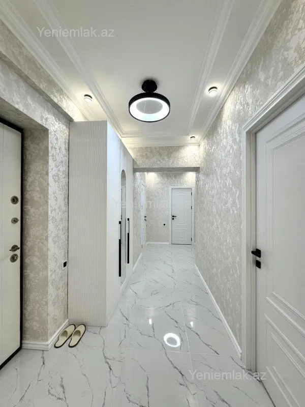 Satılır 2 otaqlı yeni tikili 85 m²