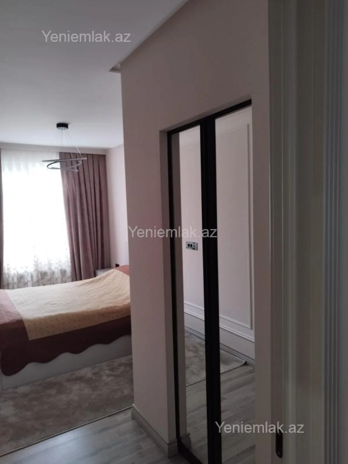 Satılır 2 otaqlı köhnə tikili 55 m²