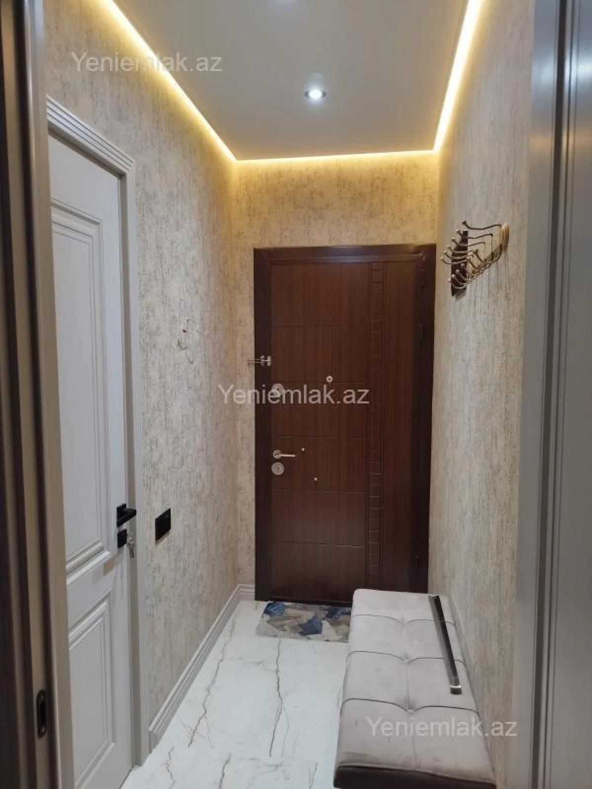 Satılır 2 otaqlı köhnə tikili 55 m²