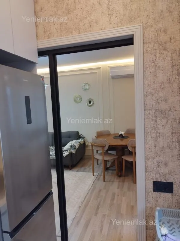Satılır 2 otaqlı köhnə tikili 55 m²