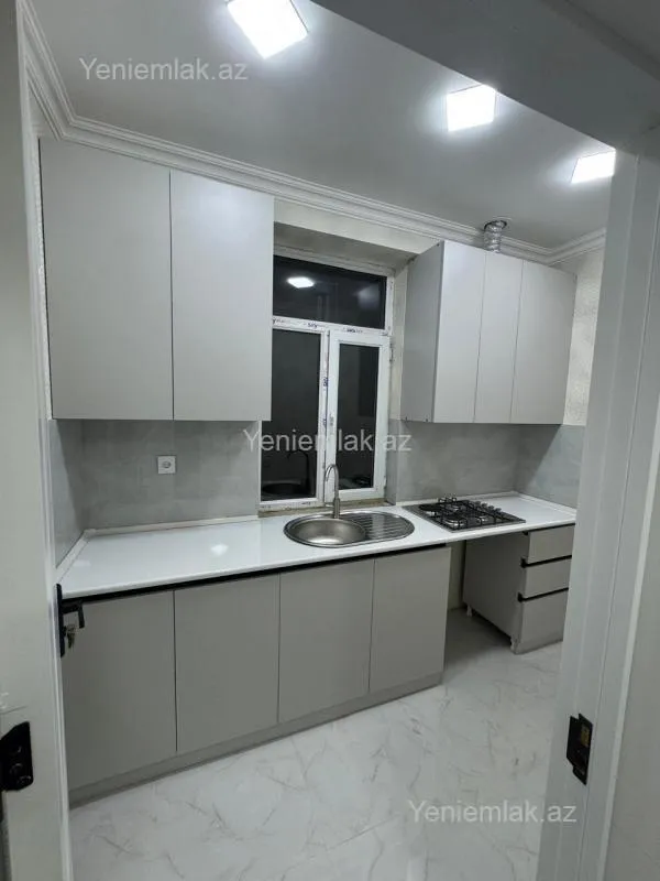 Satılır 2 otaqlı yeni tikili 64 m²