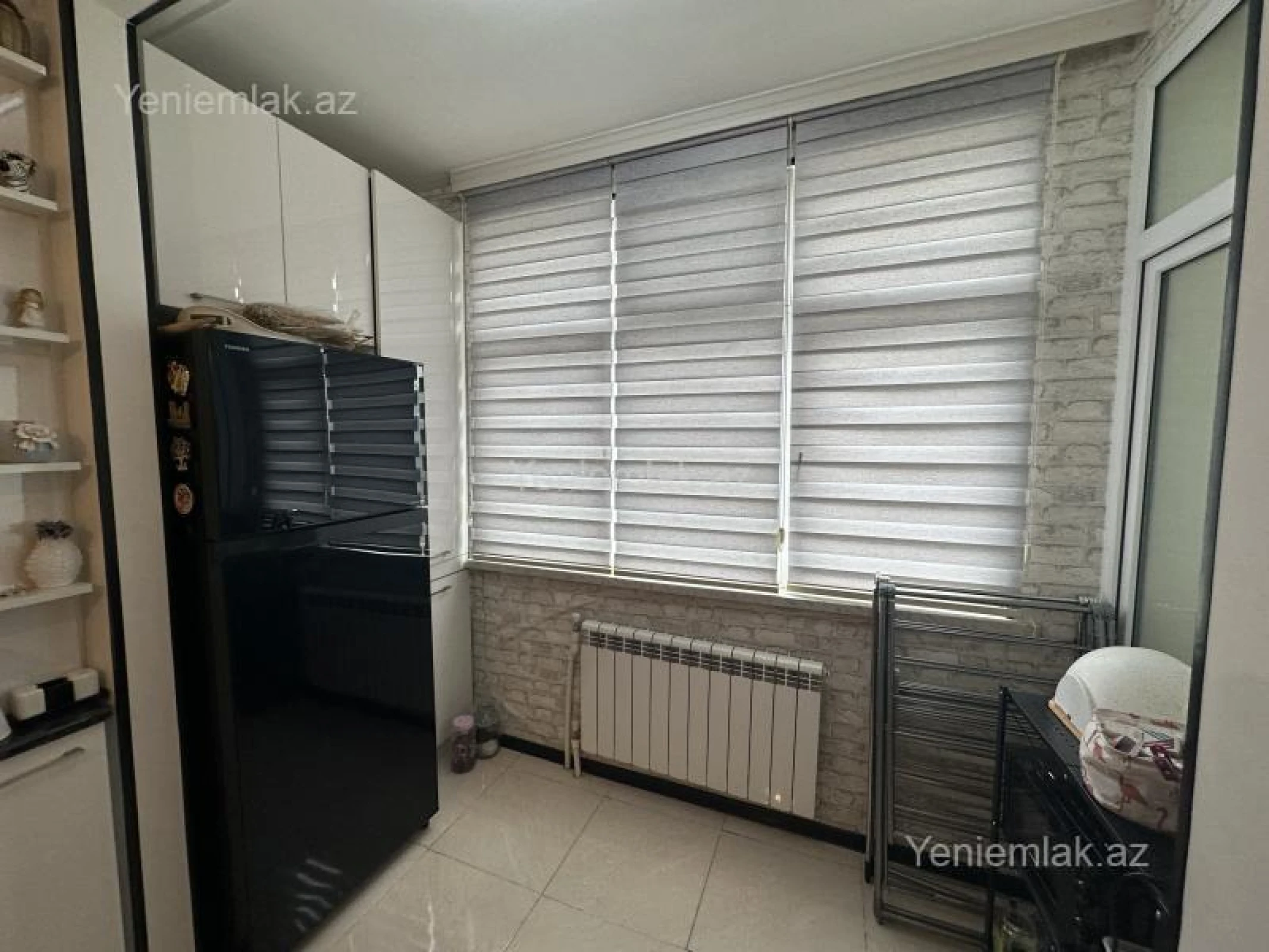 Satılır 2 otaqlı köhnə tikili 60 m²