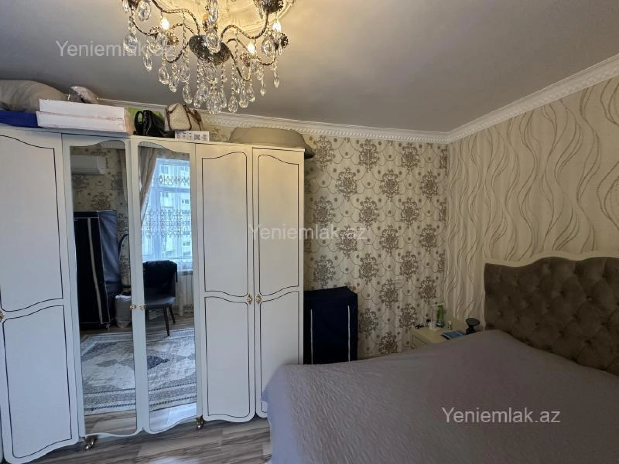 Satılır 2 otaqlı köhnə tikili 60 m²