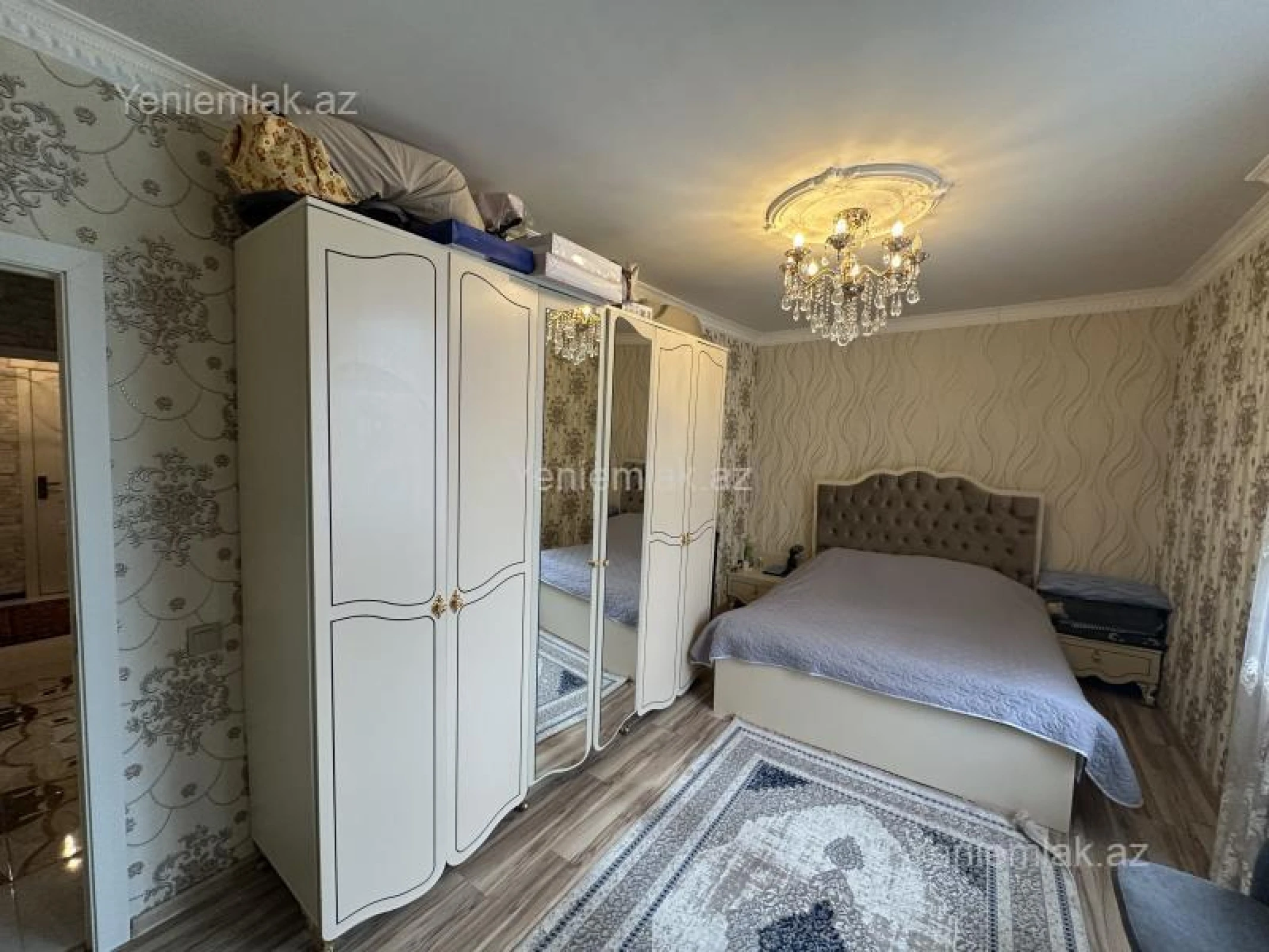 Satılır 2 otaqlı köhnə tikili 60 m²